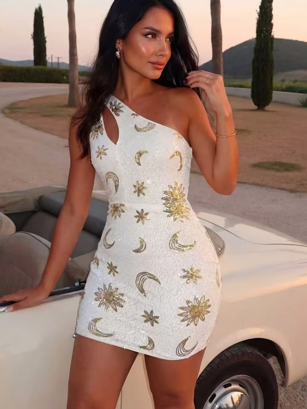 Women's Sexy Elegant Fitted Lace-Up Halter Mini Dress With Beaded Embroidery